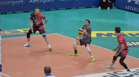 ROAD TO GARA 5! IL GRANDE EX COLACI: “VOGLIAMO LA FINALE!” ROAD TO GARA 5! IL GRANDE EX COLACI: “VOGLIAMO LA FINALE!”