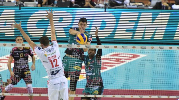 SI LAVORA PER LA SUPERLEGA. DOMANI TEST MATCH A SIENA SI LAVORA PER LA SUPERLEGA. DOMANI TEST MATCH A SIENA