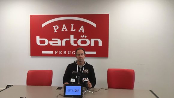 LORENZO BERNARDI: “MOMENTO DIFFICILE, NE USCIREMO DI SQUADRA” LORENZO BERNARDI: “MOMENTO DIFFICILE, NE USCIREMO DI SQUADRA”